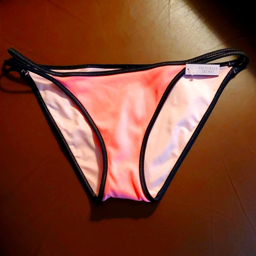 Bikini bottom new with tags